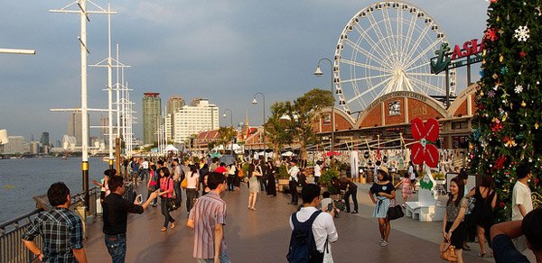 2016 曼谷购物全攻略（Central World，siam商圈，MBK，Terminal 21，退税，免税店等）