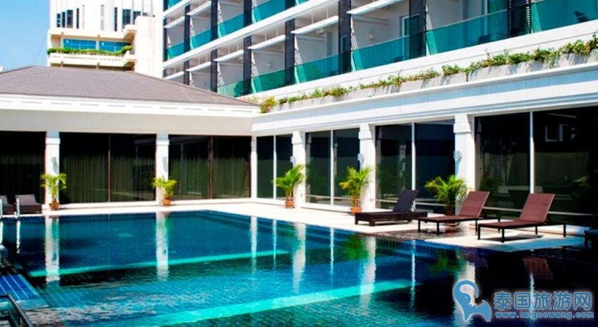推荐曼谷游泳池酒店--皇家公主兰朗酒店