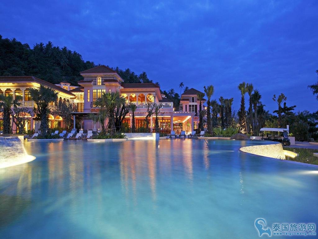普吉岛圣塔拉海滩度假酒店Centara Grand Beach Resort Phuket
