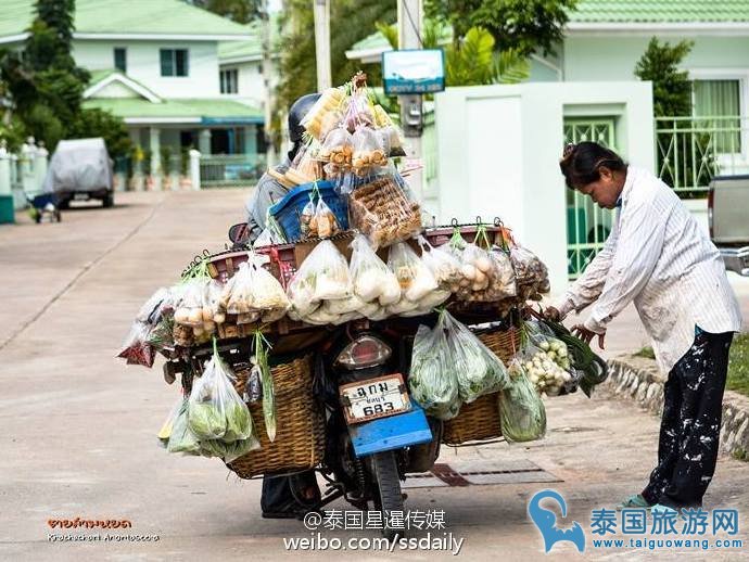 泰国特色的移动车摊