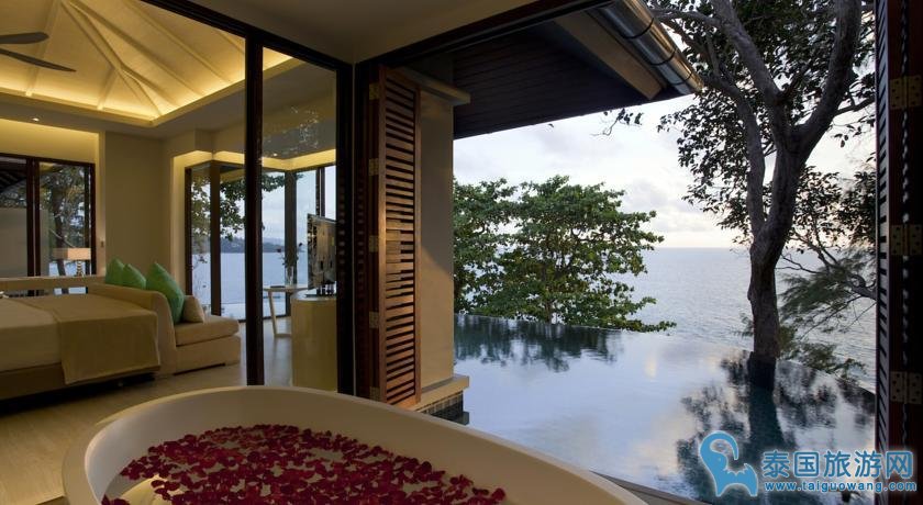 普吉阿卡迪亚铂尔曼度假酒店Pullman Phuket Arcadia