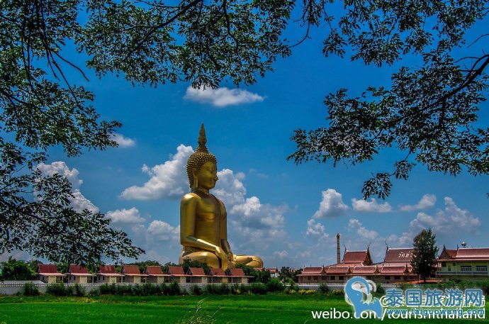 曼谷极具特色且人少的寺庙-- Wat Muang 