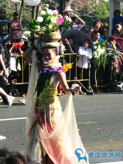 清迈特色传统节日：“鲜花节”攻略