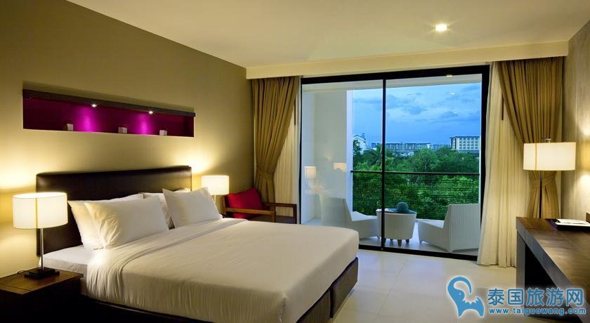 塞雷妮蒂华欣酒店 Hotel Serenity Hua Hin