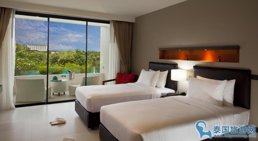 塞雷妮蒂华欣酒店 Hotel Serenity Hua Hin