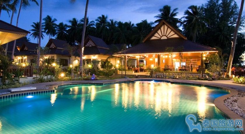 苏梅岛有私人海滩酒店推荐--卡诺克布里温泉度假酒店