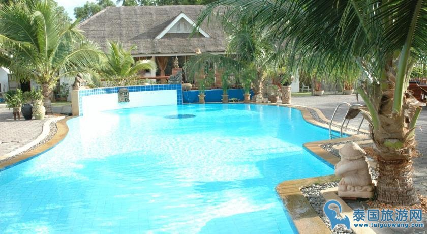 拉甲普拉克苏梅度假酒店 Rajapruek Samui Resort