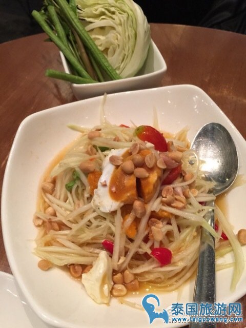 咸蛋口味的泰式青木瓜沙拉你吃过吗？