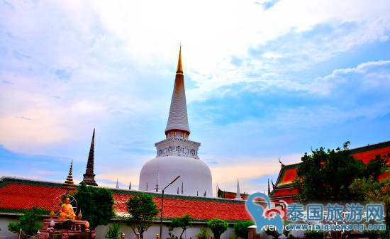 Phra Mahathat Woramaha Wiharn