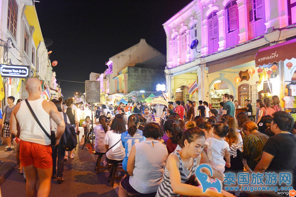 普吉岛必去特色夜市古城区夜市