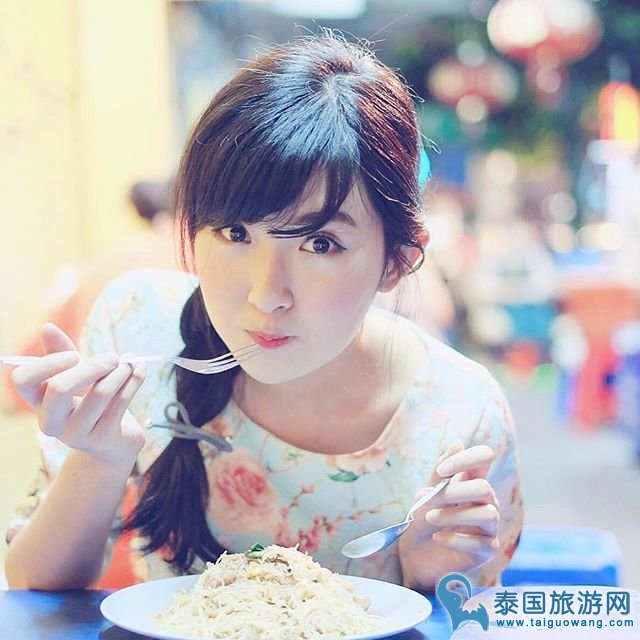 泰國好聲音甜美性感美女Beer 撞臉何潔有木有？