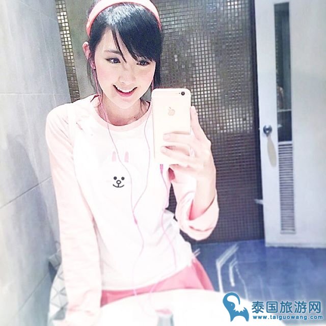 泰國好聲音甜美性感美女Beer 撞臉何潔有木有？