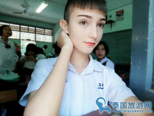 天了个噜!泰国15岁初三男生美艳完胜女生