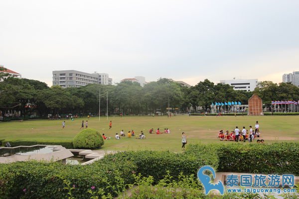 朱拉隆功大学