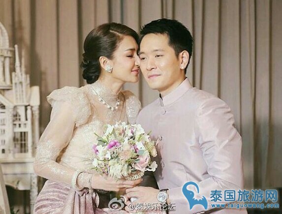 Noey与男友Arm举办盛大泰式订典礼