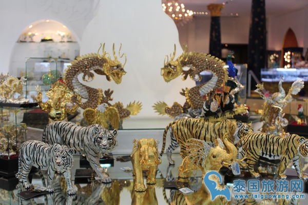 普吉岛幻多奇游记之内部游玩设施和特色商店