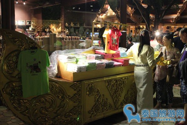 普吉岛幻多奇游记(三)美食自助餐厅好吃的停不下来