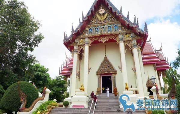 泰国廊开自助游必去绝美景点：Wat Pho Chai寺庙