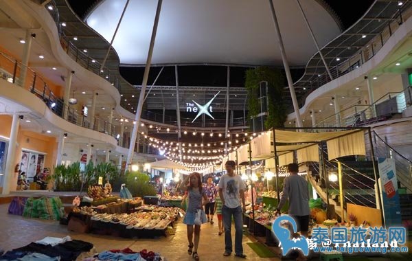 乌隆他尼UD TOWN夜市购物游记