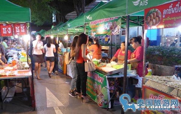 乌隆他尼UD TOWN夜市购物游记