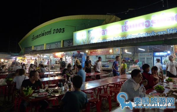 乌隆他尼UD TOWN夜市购物游记