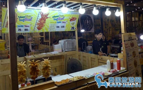 曼谷最有趣的创意夜市是哪个--TGIF Market周末文青创意市集