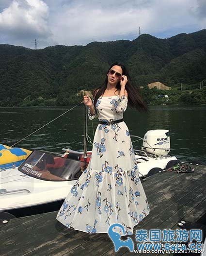 泰国女星撞衫,颜好气质佳 越撞越美丽