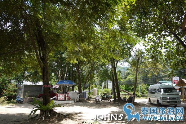 苏美岛骑机车环岛7.Hua Thanon Beach 华塔侬海滩.jpg
