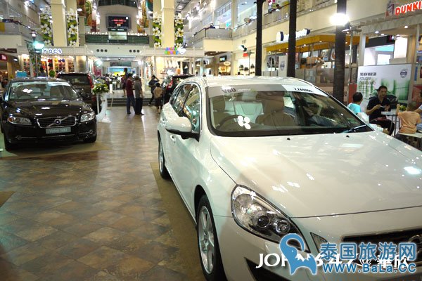 泰国华欣Market Village百货公司与创意小市集9