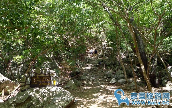 华欣著名奇特景点--帕亚那空穴中庙Phraya Nakhon Cave
