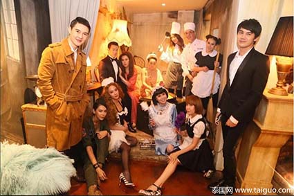 泰国Aum性感女仆造型让人把持不住啊!