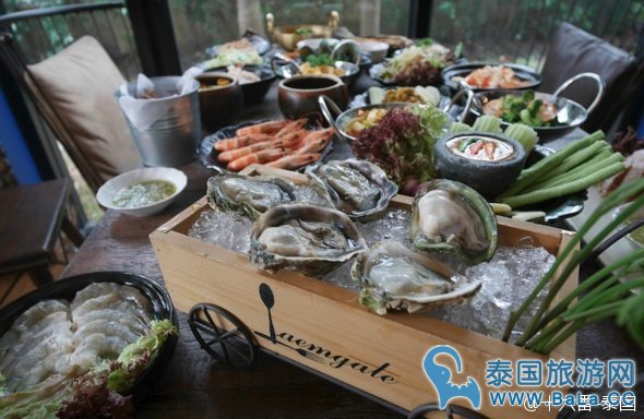 曼谷不一样的海鲜自助餐——Laemgate 