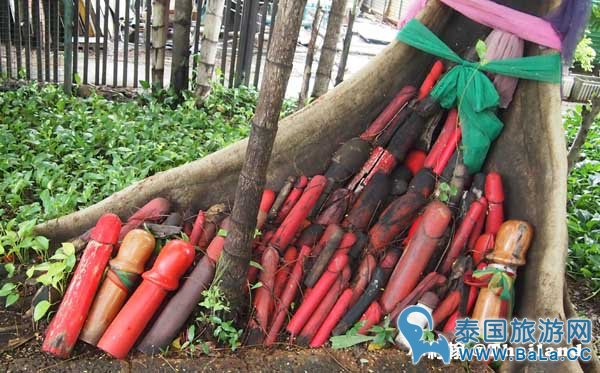 泰国男性生殖器Lingam Shrine求子求财的灵根庙4.jpg