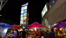 曼谷地铁沿线附近夜市--Tawanna shopping park