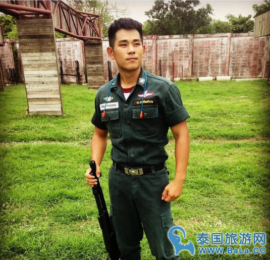 帅的让人想报警的泰国警察!妥妥的制服诱惑!