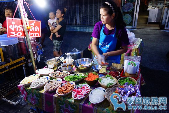 泰国南邦府夜市步行街 最繁华的古老夜市