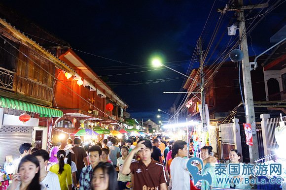 泰国南邦府夜市步行街 最繁华的古老夜市
