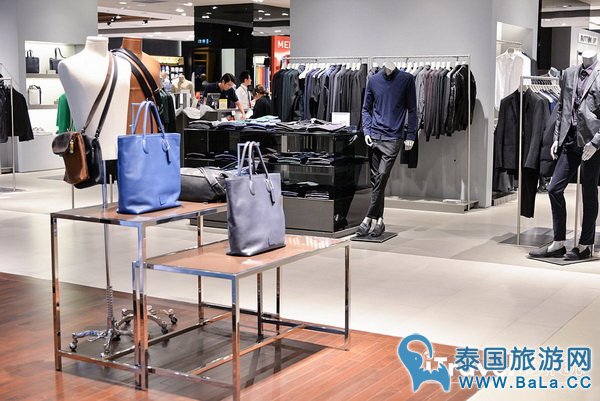 曼谷去哪里买大牌化妆品好?Central Chidlom精品好货等你来扫