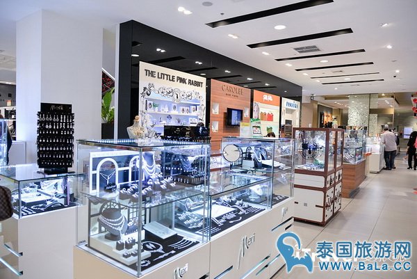 曼谷去哪里买大牌化妆品品好?Central Chidlom精品好货等你来扫