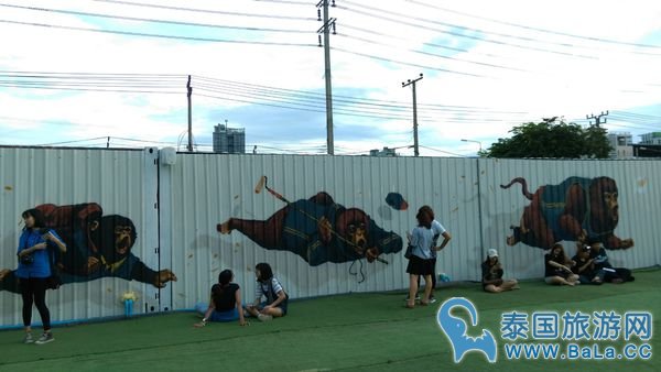 曼谷Art Box在哪?来最潮最时尚货柜集市必做5件事!