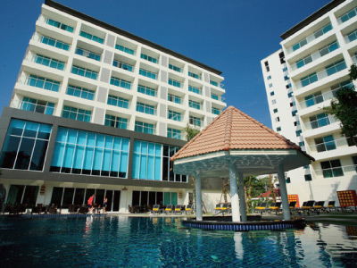 芭提雅中央区酒吧旁边却不会吵的酒店Centara Pattaya Hotel