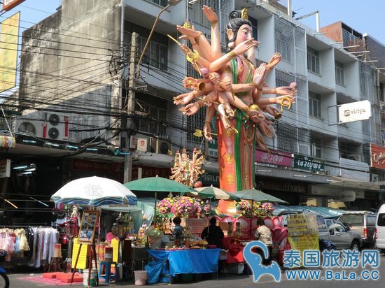 去曼谷印度区去看印度庙、逛印度市场吃印度美食 满满的异国味道