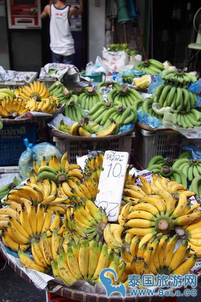 去曼谷印度区去看印度庙、逛印度市场吃印度美食 满满的异国味道