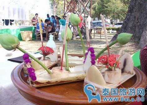 2016泰国水灯节将放9999个水灯 素可泰历史公园将免费开放