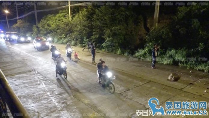 苏梅岛著名景点坍塌将车道堵住 游客注意安全