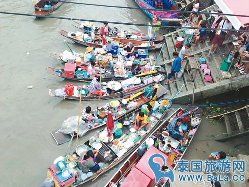 曼谷安帕瓦水上市场怎么玩?美食、酒庄一样都不能少