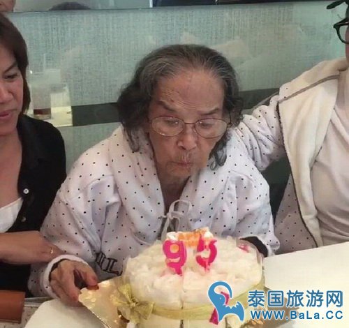 泰国娱乐圈老前辈Mansri Israngura过95岁生日 年轻态满满
