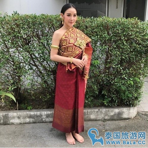 泰星Pat孕6个月晒泰服照 颜好气色佳引网友纷纷点赞