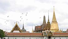 曼谷大皇宫添加WIFI无线信号供游客市民们使用