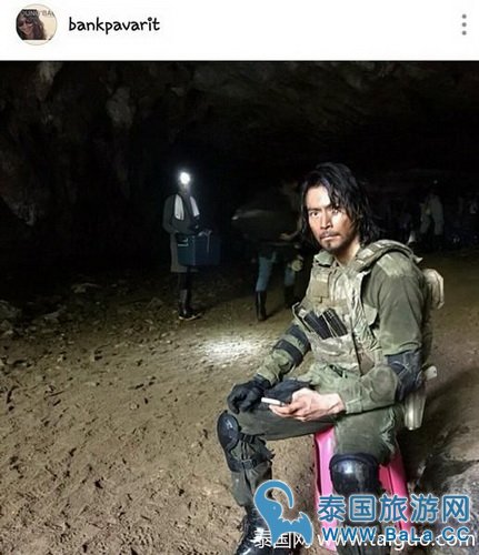 《湄公河行动》里面的大毒枭糯卡实力圈粉中国粉丝 献上一批美照